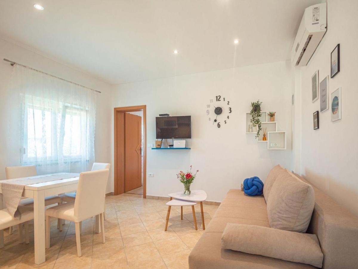 Holiday Home Branka By Interhome Штиньян Экстерьер фото